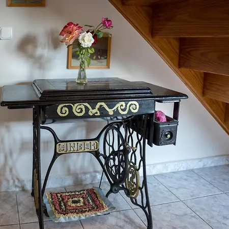 A&s Seaside Maisonette *