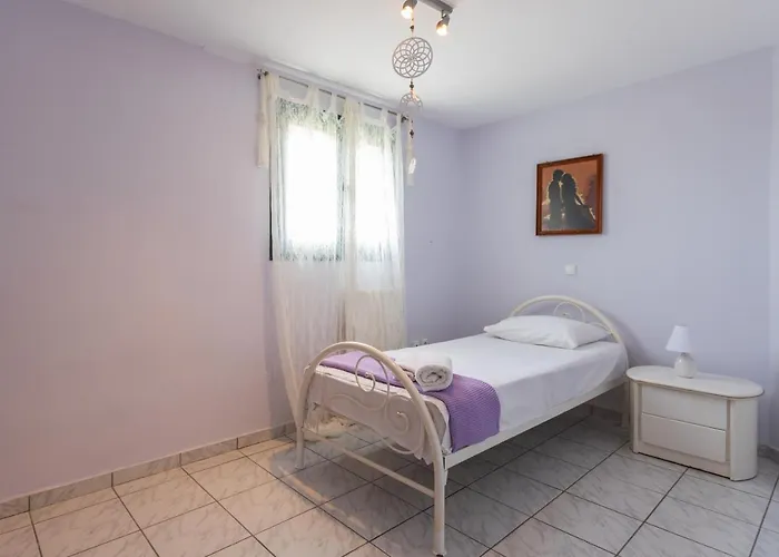 A&s Seaside Maisonette Ликсури
