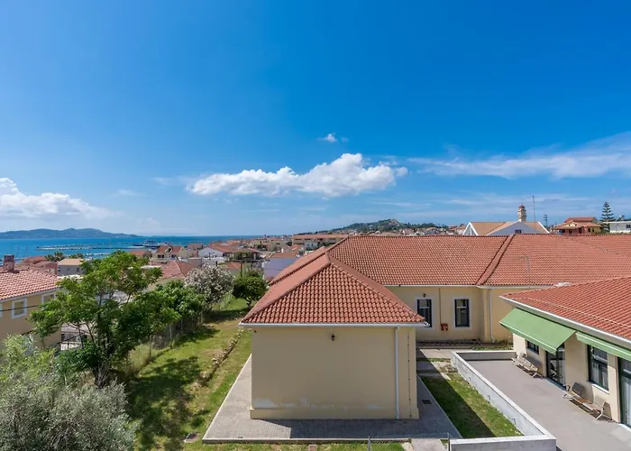 A&s Seaside Maisonette Ликсури