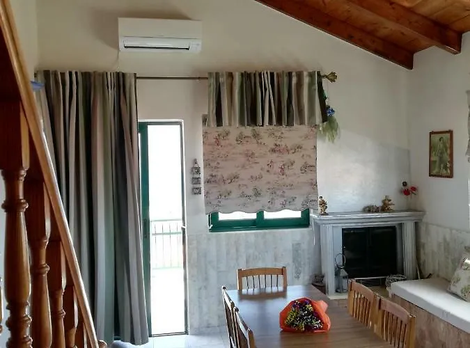 Дом отдыха A&s Seaside Maisonette *